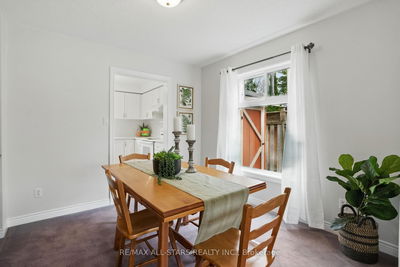 20 Enzo Cres, Uxbridge - Uxbridge image-0-4