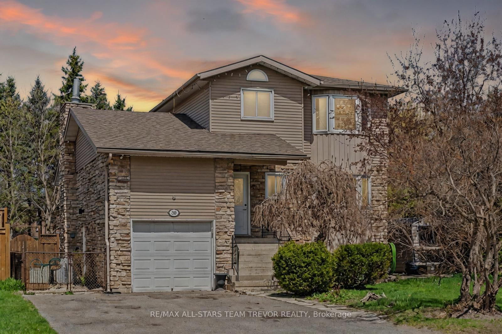 Detached House for sale at 39 Campion Court, Georgina, Keswick South, L4P 3N1 - MLS: N12126495