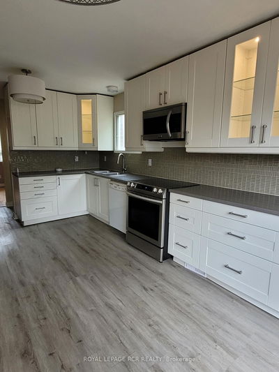 10 Lepard Cres, East Gwillimbury - Holland Landing image-0-4