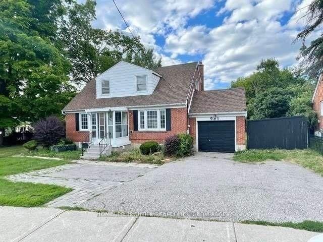 Detached House for lease at Bsmnt-981 Davis Drive, Newmarket, Huron Heights-Leslie Valley, L3Y 2R7 - MLS: N12126862