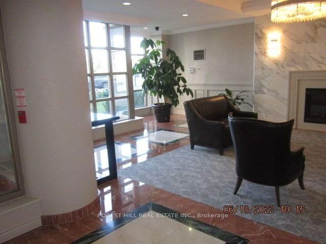 1008 - 11 Townsgate Drive