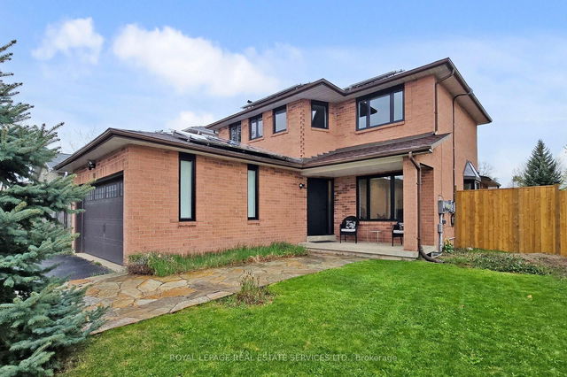 101 Houseman Crescent