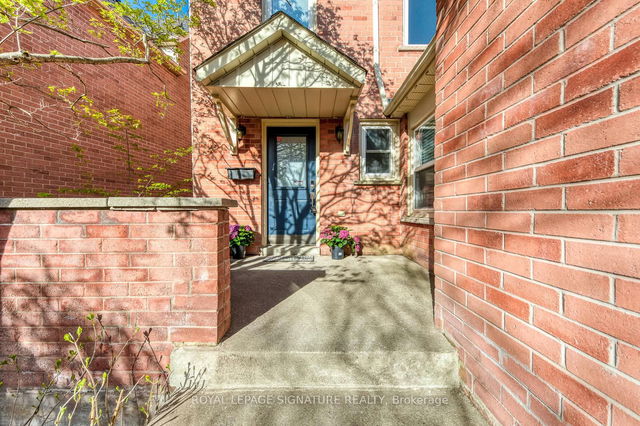 23 Waterbridge Lane