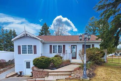 19765 Leslie St, East Gwillimbury - Queensville