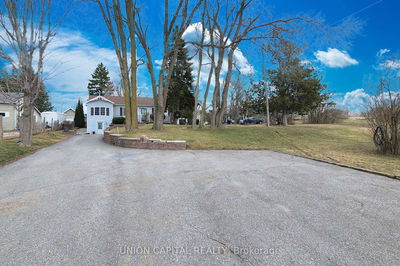 19765 Leslie St, East Gwillimbury - Queensville image-0-1