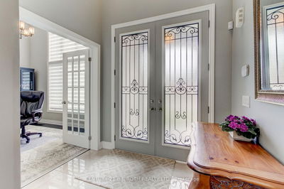 35 Manor Forest Rd, East Gwillimbury - Mt Albert image-0-4
