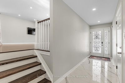 109 Imperial Cres, Bradford West Gwillimbury - Bradford image-0-3