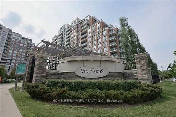804 - 350 Red Maple Road