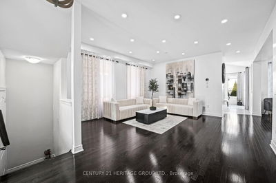32 Amberwing Landing, Bradford West Gwillimbury - Bradford image-0-2