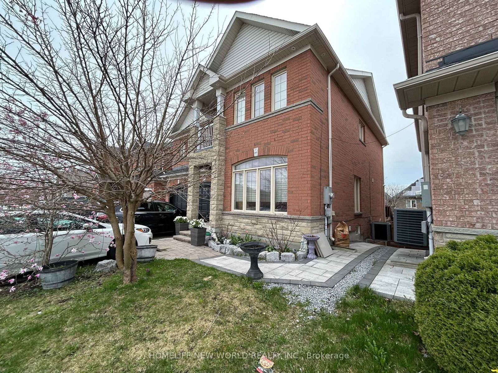 Detached House for lease at 375 Woodspring Avenue, Newmarket, Woodland Hill, L3X 3H4 - MLS: N12127777