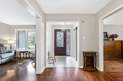 18 Ironwood Cres, Whitchurch-Stouffville - Stouffville image-0-3