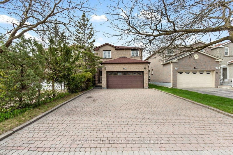 81 Stirling Cres, Markham, L3R 7J8 | Image 2
