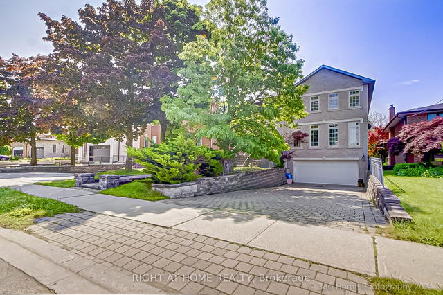 103 Oak Avenue
