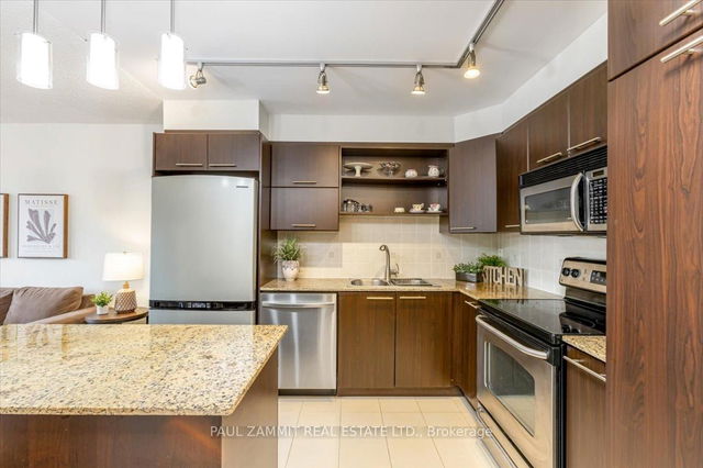 319 - 39 Galleria Parkway