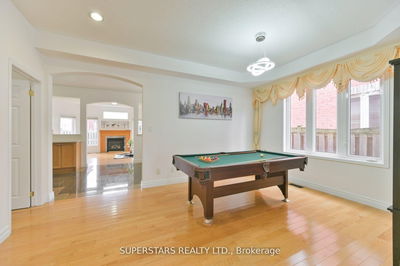 32 Thornton St, Markham - Milliken Mills East image-0-3