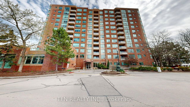 709 - 850 Steeles Avenue