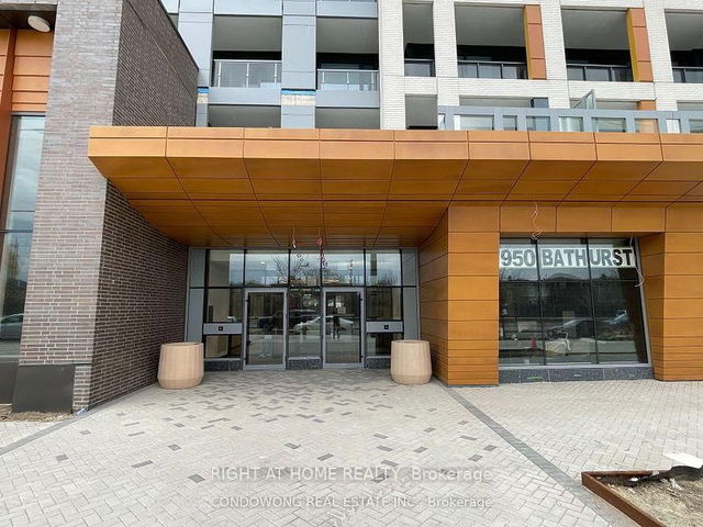 824 - 7950 BATHURST Street