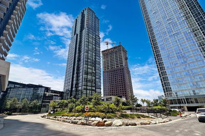 Unit 3207 — 2910 Highway 7 Rd, Vaughan - Concord image-0-1