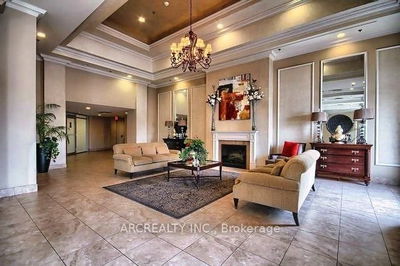 Unit 304 — 2 Maison Parc Crt, Vaughan - Lakeview Estates image-0-3