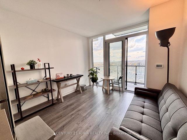 2101 - 105 Oneida Crescent