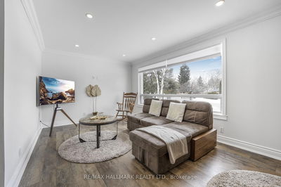 33 Patrick Dr, Aurora - Aurora Highlands image-0-1