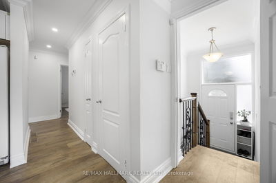 33 Patrick Dr, Aurora - Aurora Highlands image-0-3