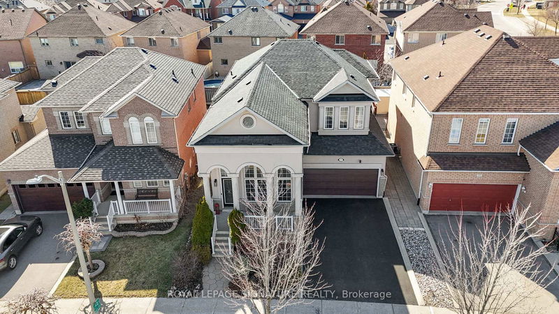 home for lease on 18 Vellore Woods Boulevard