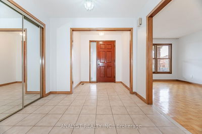 108 Valleyway Cres, Vaughan - Maple image-0-3