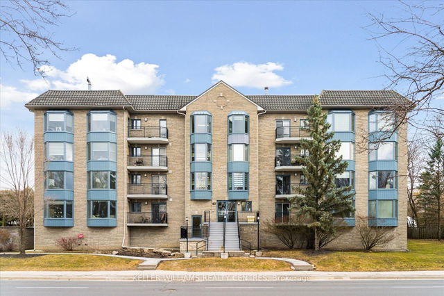 203 - 85 Wellington Street
