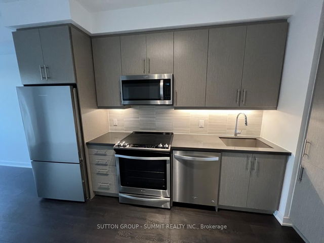 401 - 85 ONEIDA Crescent