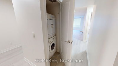 Unit 201 — 60 Disera Dr, Vaughan - Beverley Glen image-0-3
