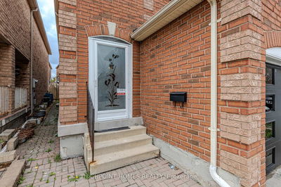 44 Brando Ave, Markham - Middlefield image-0-3