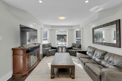 12 Reesor Pl, Whitchurch-Stouffville - Rural Whitchurch-Stouffville image-0-3