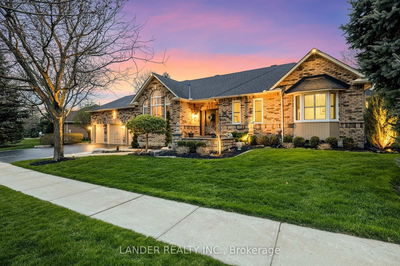 100 Colonel Wayling Blvd, East Gwillimbury - Sharon image-0-1