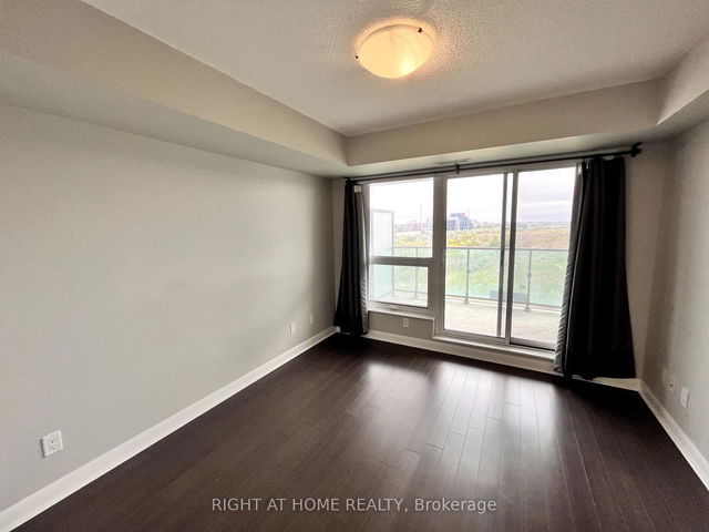 607 - 75 Norman Bethune Avenue
