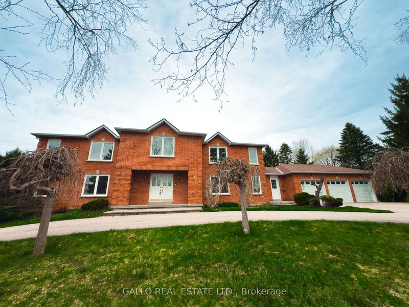 15 Hill Top Tr, Whitchurch-Stouffville - Rural Whitchurch-Stouffville image-0-0