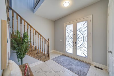127 Maple Ridge Cres, Markham - Greensborough image-0-4