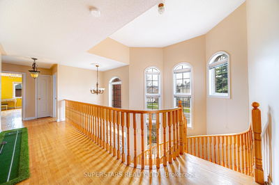 207 Frank Endean Rd, Richmond Hill - Rouge Woods image-0-4