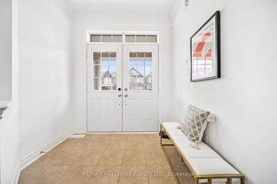 28 Kincardine St, Vaughan - Kleinburg image-0-3