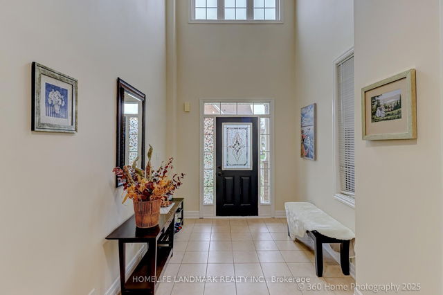42 Robert Wilson Crescent