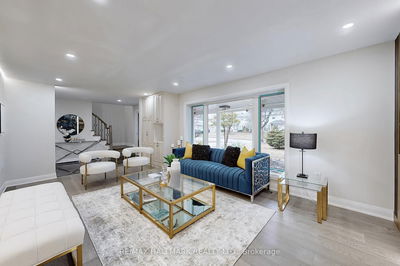 40 Squire Baker's Lane, Markham - Sherwood-Amberglen image-0-4