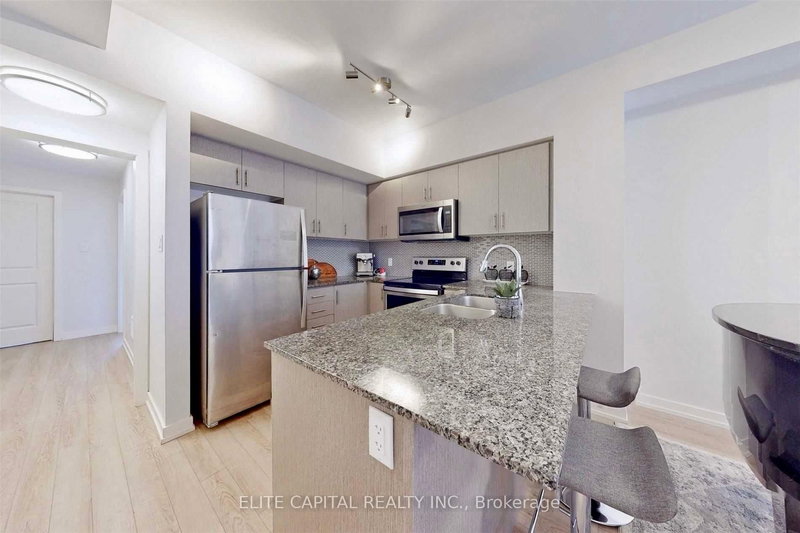 248 - 18 Whitaker Way, Whitchurch-Stouffville, L4A 4T4 | Image 3