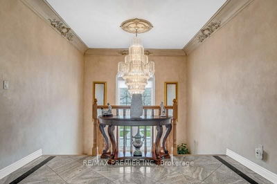 3 Avro Rd, Vaughan - Maple image-0-4