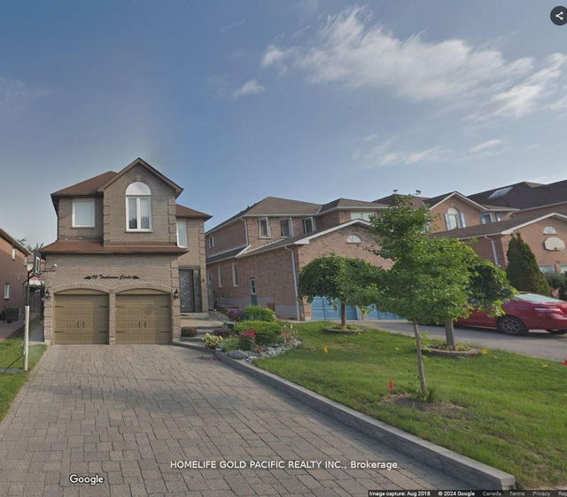 95 Tomlinson Circle