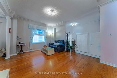 25 Eastpine Dr, Markham - Milliken Mills West image-0-4