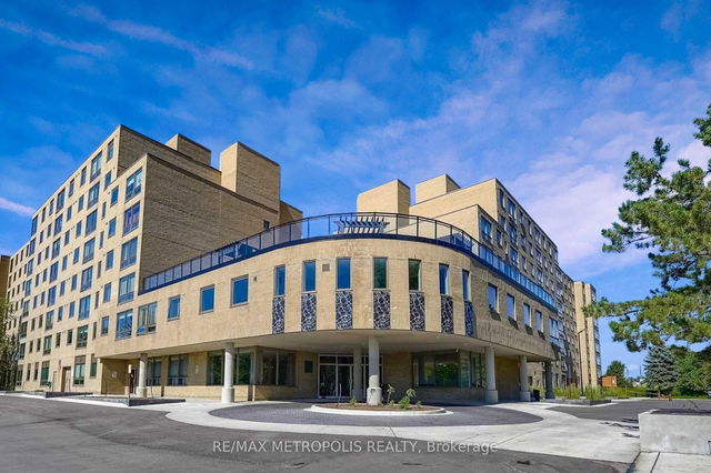 212 - 326 Major Mackenzie Drive