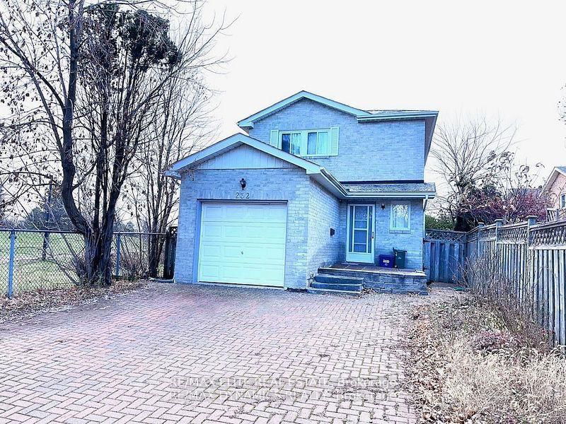 home for lease on Bsmt-232 Avenue Road