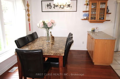 23 Cheeseman Dr, Markham - Milliken Mills West image-0-3