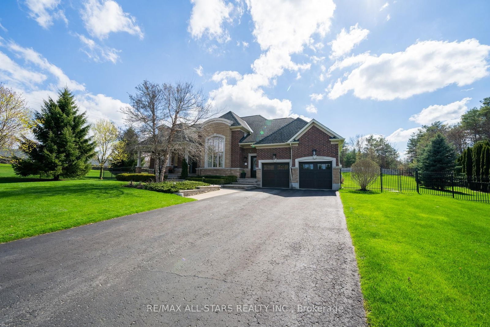 Detached House for sale at 78 Wyndance Way, Uxbridge, Rural Uxbridge, L9P 0B8 - MLS: N12132439