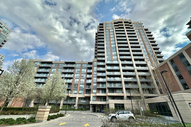 703 - 18 Uptown Drive